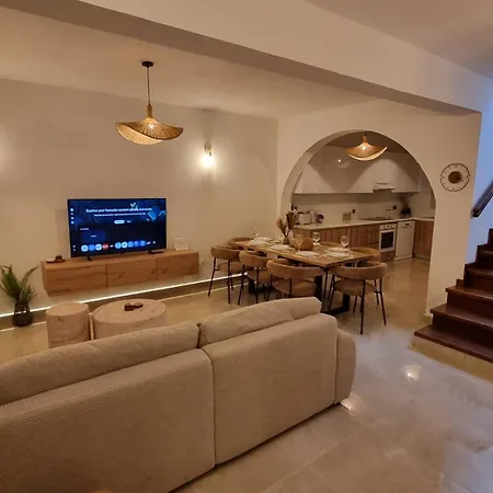 Nerina 3 Luxury