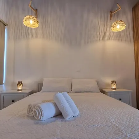 Nerina 3 Luxury