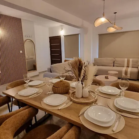 Nerina 3 Luxury