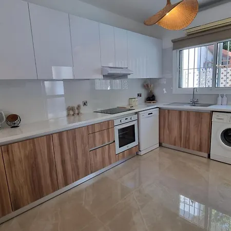 Nerina 3 Luxury